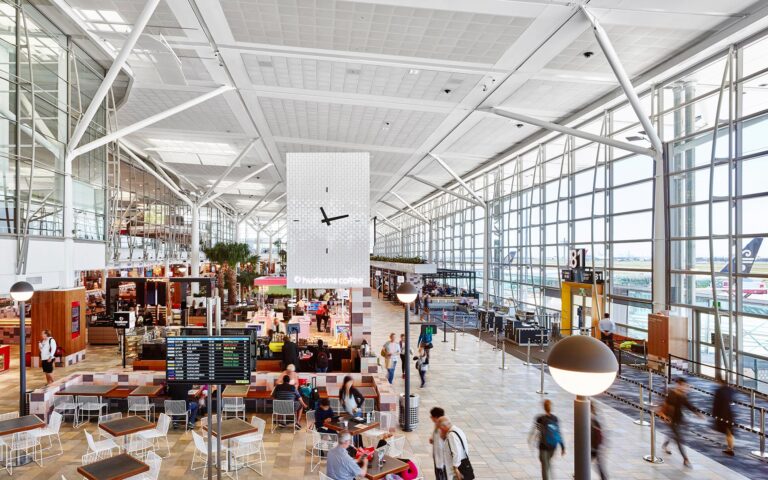 BRISBANE_INTERNATIONAL_AIRPORT_L_01